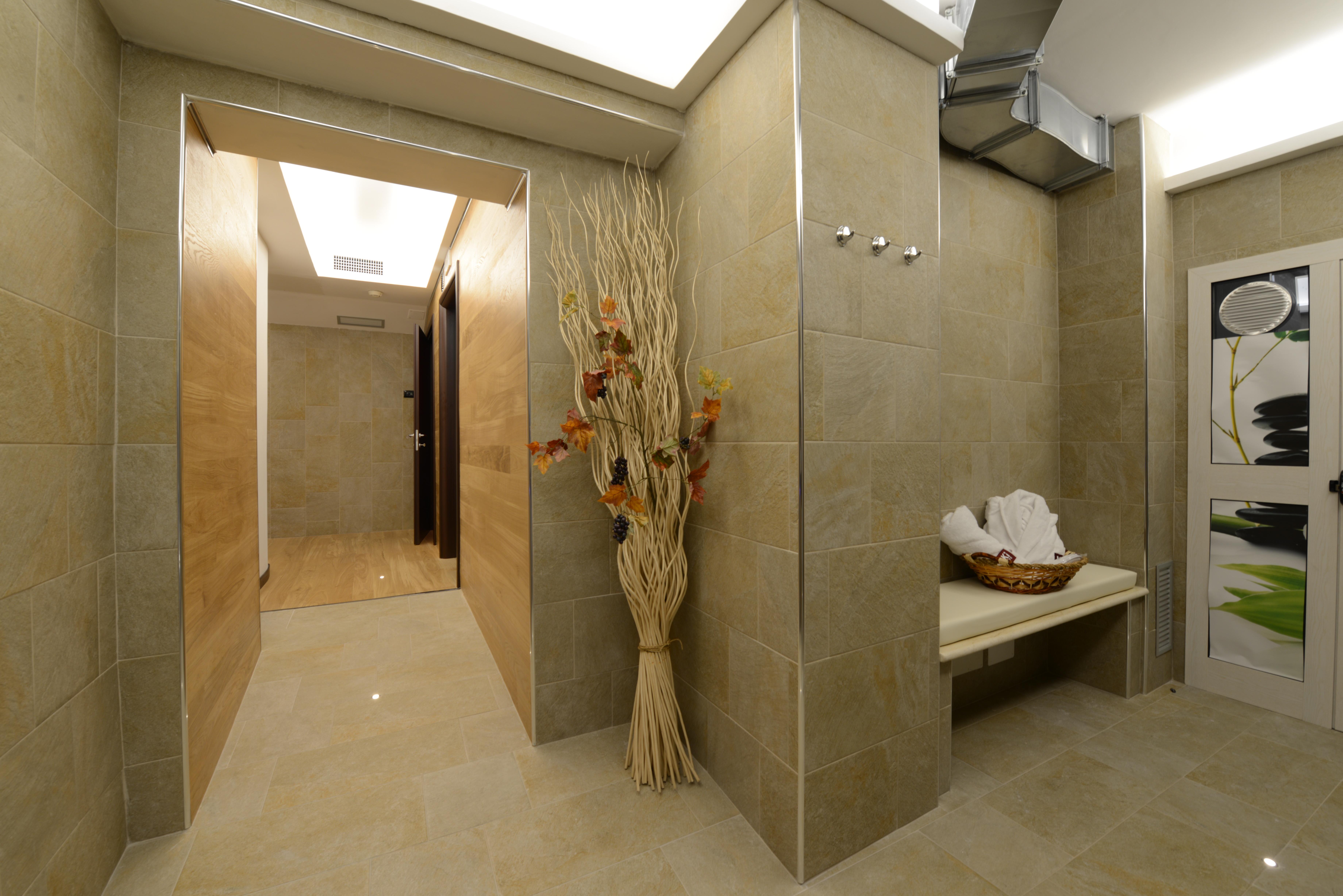 Hotel Guglielmo กาตันซาโร ภายนอก รูปภาพ