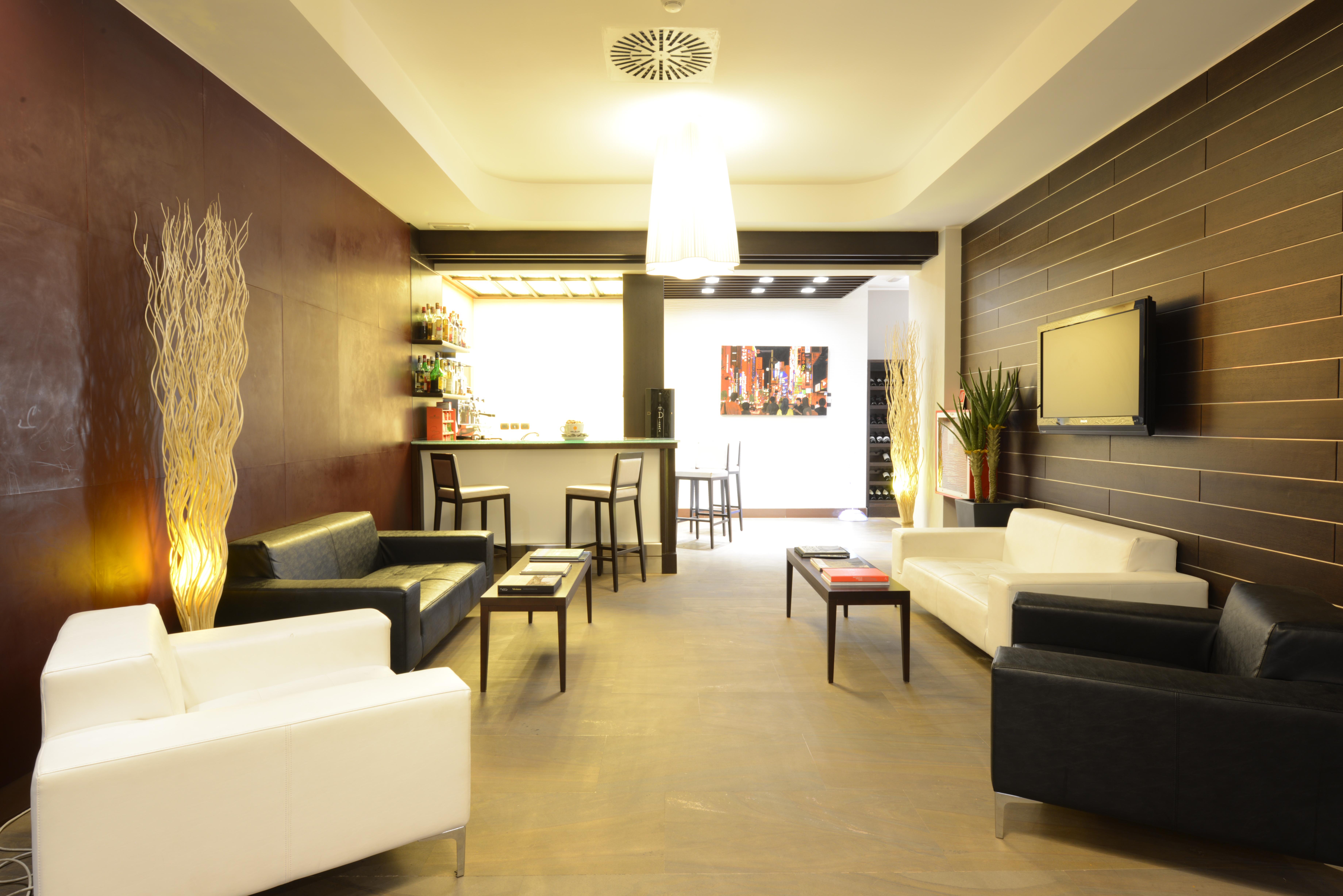 Hotel Guglielmo กาตันซาโร ภายนอก รูปภาพ