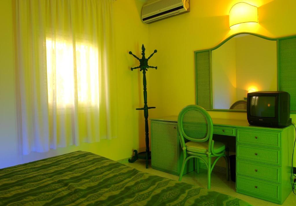 Hotel Guglielmo กาตันซาโร ห้อง รูปภาพ